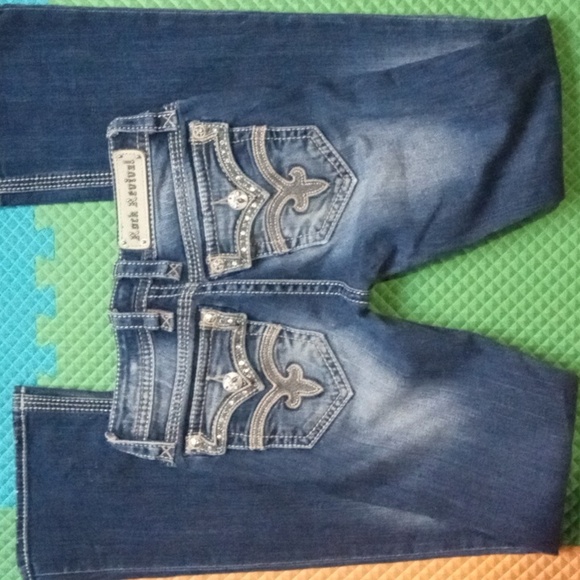 Rock Revival Kaylee Boot Jeans - Picture 3 of 8